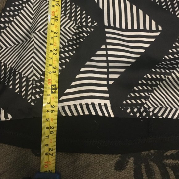 Stile Benetton Disco-Tech Circle Neck Tank Top - Picture 11 of 13